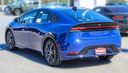 Toyota Prius XLE (Natl) 2026