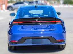 Toyota Prius XLE (Natl) 2026