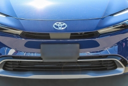 Toyota Prius XLE (Natl) 2026