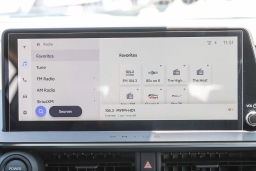 Toyota Prius XLE (Natl) 2026