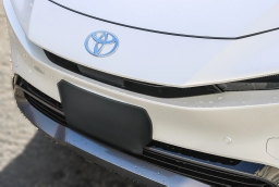 Toyota Prius XLE (Natl) 2026