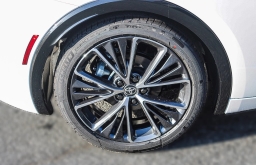 Toyota Prius XLE (Natl) 2026