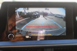 Toyota Prius XLE (Natl) 2026