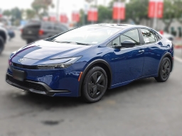 Toyota Prius LE (Natl) 2026