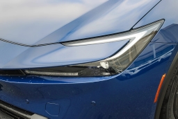 Toyota Prius LE (Natl) 2026