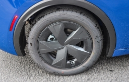 Toyota Prius LE (Natl) 2026