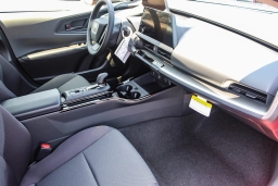 Toyota Prius LE (Natl) 2026