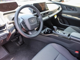 Toyota Prius LE (Natl) 2026