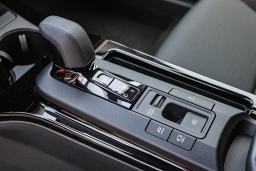 Toyota Prius LE (Natl) 2026