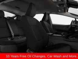 Toyota Prius LE (Natl) 2026