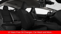 Toyota Prius LE (Natl) 2026