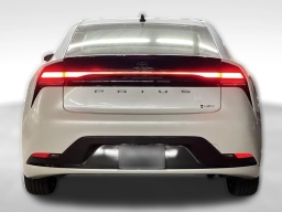 Toyota Prius XLE (Natl) 2026