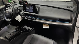 Toyota Prius XLE (Natl) 2026