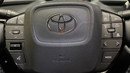 Toyota Prius XLE (Natl) 2026