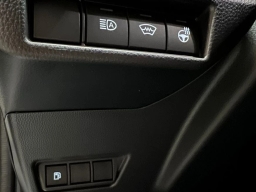 Toyota Prius XLE (Natl) 2026