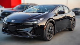 Toyota Prius LE (Natl) 2026