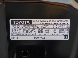 Toyota Prius LE (Natl) 2026