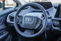 Toyota Prius LE (Natl) 2026