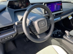 Toyota Prius Limited (Natl) 2026