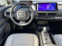 Toyota Prius Limited (Natl) 2026