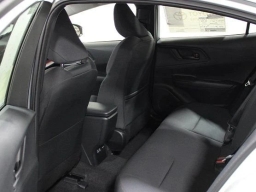 Toyota Prius Plug-In Hybrid SE (GS) 2026