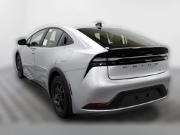 Toyota Prius Plug-In Hybrid SE (GS) 2026