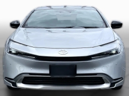 Toyota Prius Plug-In Hybrid SE (Natl) 2026