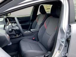 Toyota Prius Plug-In Hybrid SE (Natl) 2026
