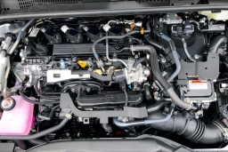 Toyota Prius Plug-In Hybrid SE (Natl) 2026