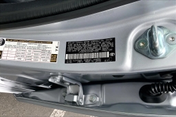 Toyota Prius Plug-In Hybrid SE (Natl) 2026