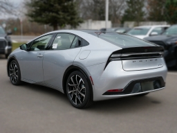 Toyota Prius Plug-In Hybrid XSE (Natl) 2026