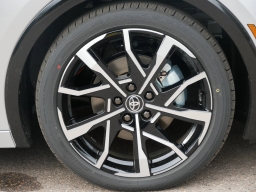 Toyota Prius Plug-In Hybrid XSE (Natl) 2026