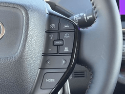 Toyota Prius Plug-In Hybrid XSE (Natl) 2026