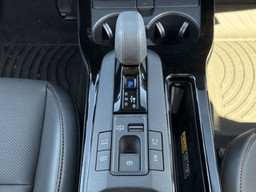 Toyota Prius Plug-In Hybrid XSE (Natl) 2026