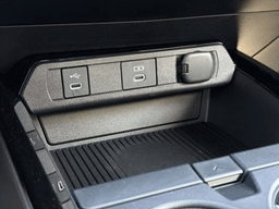 Toyota Prius Plug-In Hybrid XSE (Natl) 2026