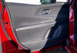 Toyota Prius Plug-In Hybrid XSE (Natl) 2026