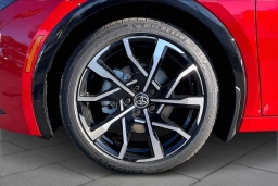 Toyota Prius Plug-In Hybrid XSE (Natl) 2026