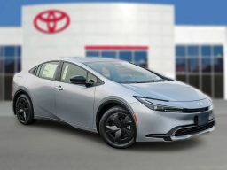 Toyota Prius Plug-In Hybrid SE (Natl) 2026