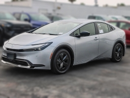 Toyota Prius Plug-In Hybrid SE (Natl) 2026