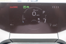 Toyota Prius Plug-In Hybrid SE (Natl) 2026