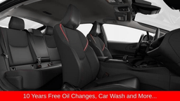 Toyota Prius Plug-In Hybrid SE (Natl) 2026