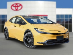 Toyota Prius Plug-In Hybrid Nightshade (Natl) 2026