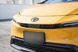 Toyota Prius Plug-In Hybrid Nightshade (Natl) 2026