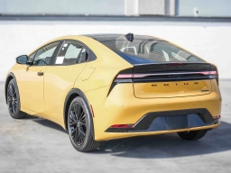 Toyota Prius Plug-In Hybrid Nightshade (Natl) 2026