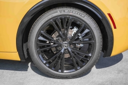 Toyota Prius Plug-In Hybrid Nightshade (Natl) 2026