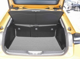 Toyota Prius Plug-In Hybrid Nightshade (Natl) 2026