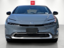 Toyota Prius Plug-In Hybrid SE (Natl) 2026