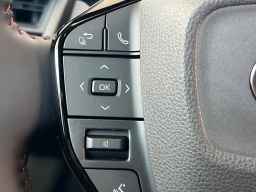 Toyota Prius Plug-In Hybrid SE (Natl) 2026