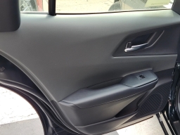 Toyota Prius XLE AWD (Natl) 2026