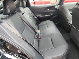 Toyota Prius XLE AWD (Natl) 2026